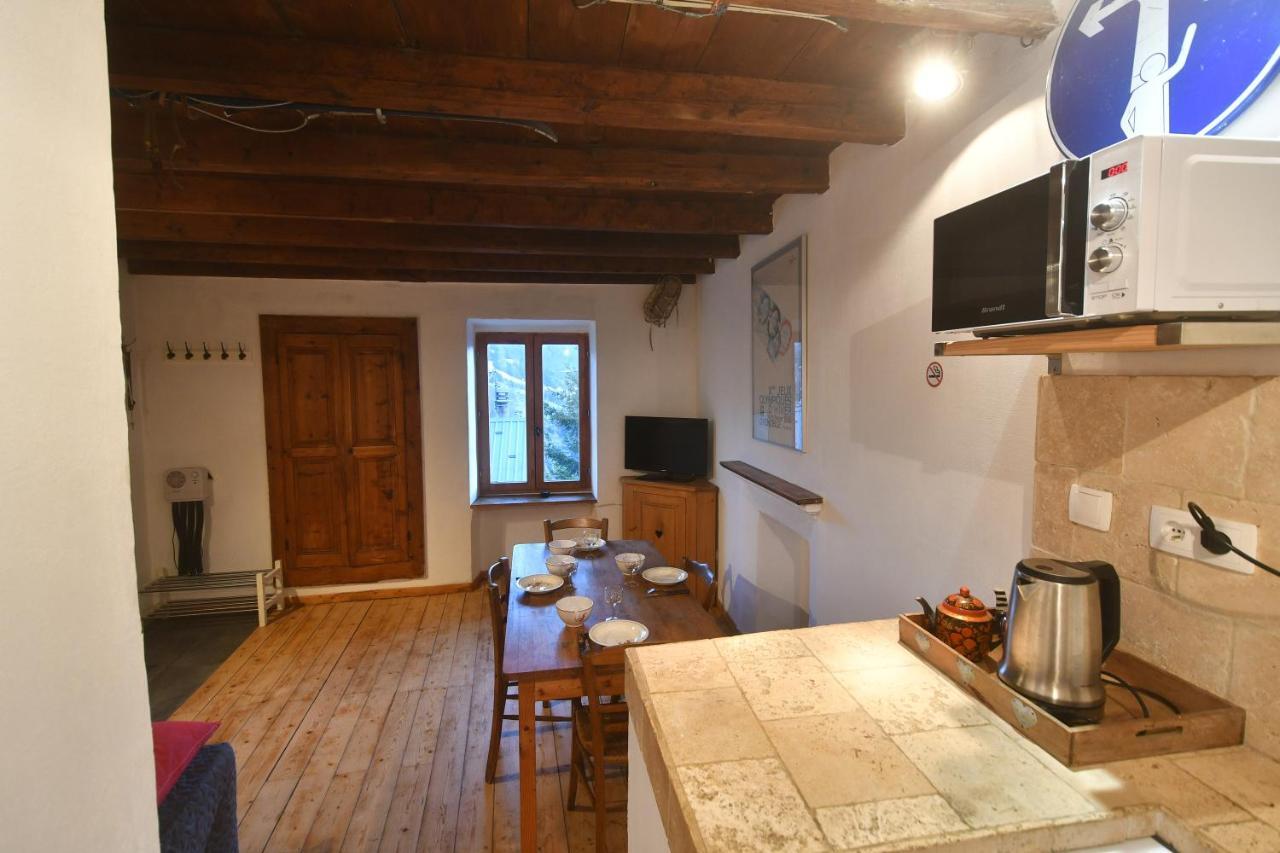 Petite Maison A Huez ภายนอก รูปภาพ