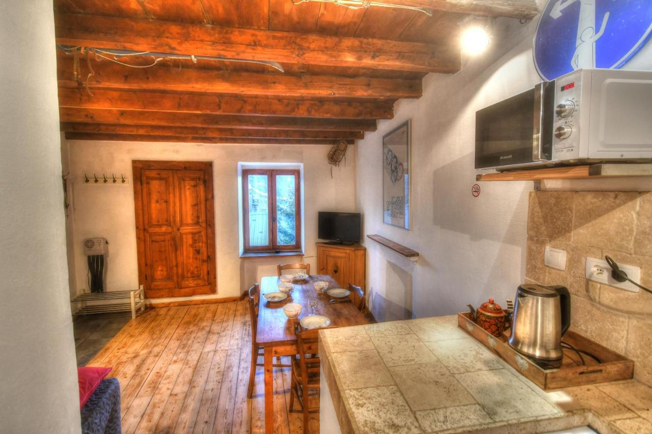 Petite Maison A Huez ภายนอก รูปภาพ